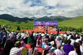 新疆四十七个民族之——塔塔尔族图片