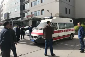 甘肃宝石花医院开展车辆安全检查及救护车驾驶员培训图片