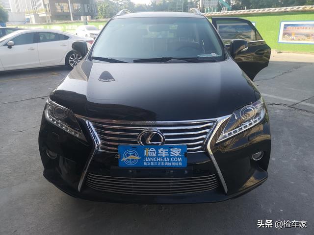报价22万的雷克萨斯RX270，开10万公里就漏油，还能传三代吗？