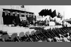 “雄赳赳，气昂昂，跨过鸭绿江……”那个时代的最强音图片