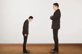 领导问你忙不忙，别老实回答忙或不忙，想要升职加薪就这样回答图片