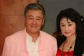 于月仙遗体告别式，母亲含泪送女儿最后一程，丈夫做法令人痛心图片
