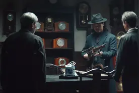 《瞄准》：池铁城三招制服苏文谦，廖杰被要求炸横江大堤挽回战局图片