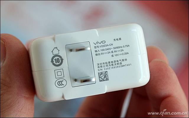 感受升降镜头和零界视野的冲击！vivo X27评测体验