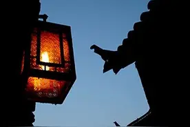 写扬州名句，“天下三分明月夜，二分无赖是扬州”，“无赖”是啥图片