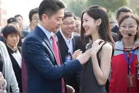 奶茶妹商圈“夺权”记：不是时代选择章泽天，而是她读懂了刘强东图片