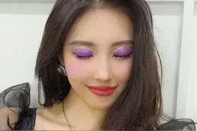 梦幻少女感十足的宣美创意妆容，教科书式解析，分分钟slay全场图片