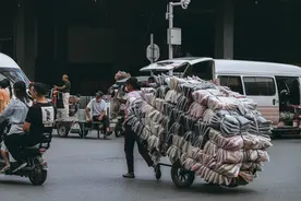 汉正街没落了吗？武汉这条500年老街，曾被誉为“天下第一街”图片