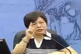 李玫瑾教授告诉你，控制不了自己脾气的父母，不配给孩子提要求图片