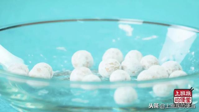 想喝珍珠奶茶不用买，自己在家就能做，超正宗详细的方子，先收藏