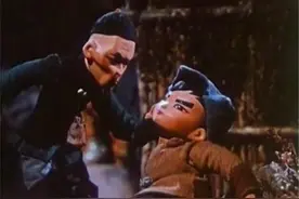 恶霸地主周扒皮，半夜学鸡叫逼迫雇工干活，是否真的确有其事？图片