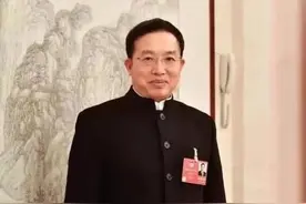 政协委员朱征夫：建议停止公开征集嫌疑人犯罪线索图片