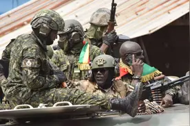 几内亚政变，中国或痛失全球最大铁矿开采权！幕后黑手浮出水面图片