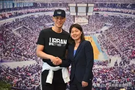 深度解析：评价褒贬不一，征战CBA的林书豪真实战力到底如何？图片