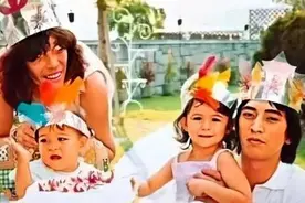 原来赌王家还藏着一个孙子，何鸿燊早已赐名，难怪何猷君这么急图片