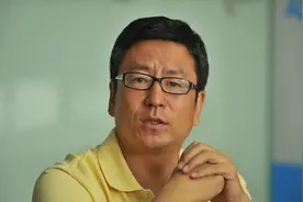 白岩松，他有什么错？网友要这样骂他？图片