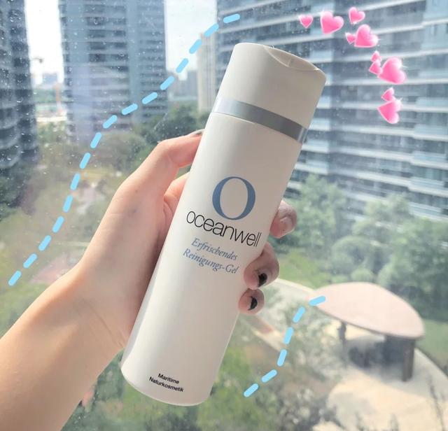 女人护肤要趁早，这几款氨基酸洁面和精华，抗皱又美白