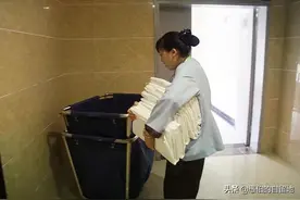 她的儿子曾是县里的高考状元，如今在家“啃老”已经5年了图片