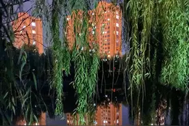徐州一男子查酒驾过程中坠河身亡，目击者称多位市民向交警求救，家属：落水一个半小时后警方才开始搜救图片
