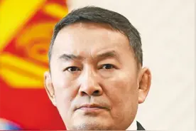 贫民窟走出的狠角色，巴特图勒嘎的政坛之路：摔跤冠军、做倒爷图片