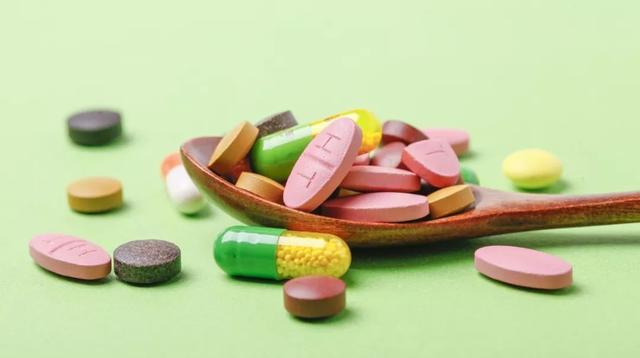 鍏充簬鑰虫瘨鎬ц嵂鐗╋紝浣犻』鐭ラ亾鐨勯偅浜涗簨鍎? onerror=