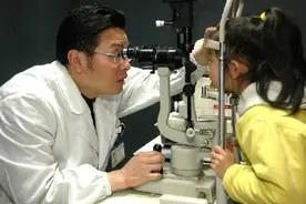 南昌大学二附院儿童眼科住院部搬迁公告图片