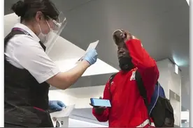 乌干达举重小哥逃跑事件：回国被立刻逮捕，背后牵出高层贪污内幕图片