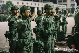 我在新加坡读书10年了，申请永久居民还需要服兵役？图片