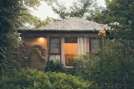 深圳自驾2h 住在「小巴厘岛」上温泉民宿！假装在国外度假丨涟岸图片