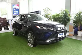 凌放HARRIER：比RAV4荣放更长，轴距2690mm，这台新车11月上市？图片