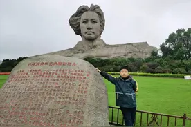 纬五路一小小学生写河南高考作文：《我的军人梦》图片