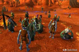 魔兽赛季服：开服首日，“五开”同步器泛滥，满屏法师练级图片