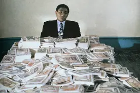 《五亿探长雷洛传》30周年：初版八个小时，原型看后十分不满图片