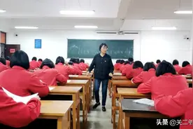 张桂梅建个高中，拥有了全世界，李嘉诚捐个大学，为何口碑很差？图片