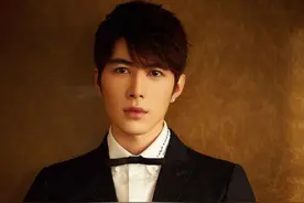 《夏至未至》3年了，男一男二红极一时，而打酱油的他却火到爆图片