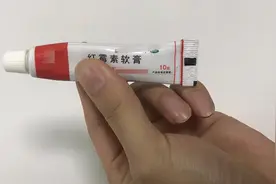 2块钱的红霉素软膏很常用，主要针对什么病？3种小问题能解决图片