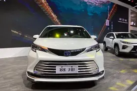 国产丰田赛那正式发布！2.5L混动+大7座布局，还买啥别克GL8？图片