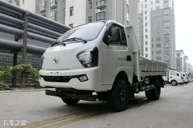 不仅能干重活还能下地库，实拍110马力时风风云国六自卸车图片