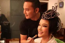 毛戈平再现神仙化妆术，49岁胡兵画成20岁的少年，国之骄傲图片
