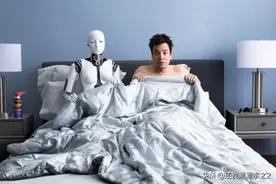 日本发明男性机器人，内部结构精致大胆，女性用后满意度为98%图片
