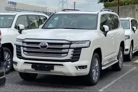 新一代丰田陆巡没大梁变娘炮？今天就“硬”给你看图片