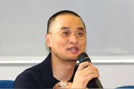 说余秀华写诗“不要脸”的，那是因为你没读过冯唐的诗文图片