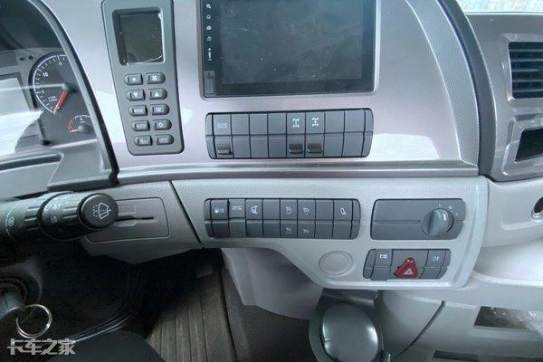 4款旗舰牵引车中的王牌，不会有卡友不喜欢吧？