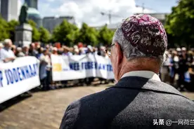 荷兰最大网店销售种族主义书籍被举报图片