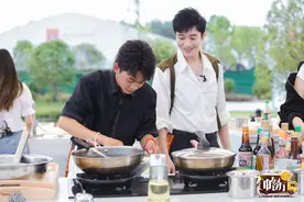 《中餐厅》第二期口碑逆袭，全员勤劳，只做菜，不尬聊，节奏飞快图片