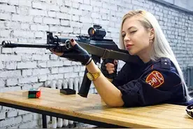 救过普京5次命，普京的贴身美女保镖，为何因美貌被普京辞退？图片