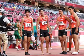 日本百米接力失误后嘻嘻哈哈遭痛批：毫无羞耻心，让人火大的家伙图片