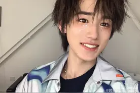 杨玏绯闻女友的料？图片