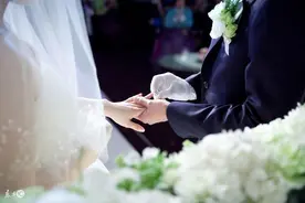 小说：她暗恋学长多年，脑补要和他结婚，今天却发现这不是爱情图片