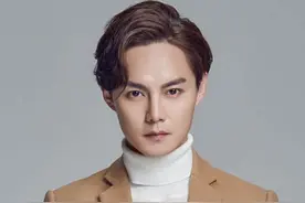 撞脸吴彦祖，经历如翻版张国荣，30岁大器晚成被王劲松大赞戏痴图片